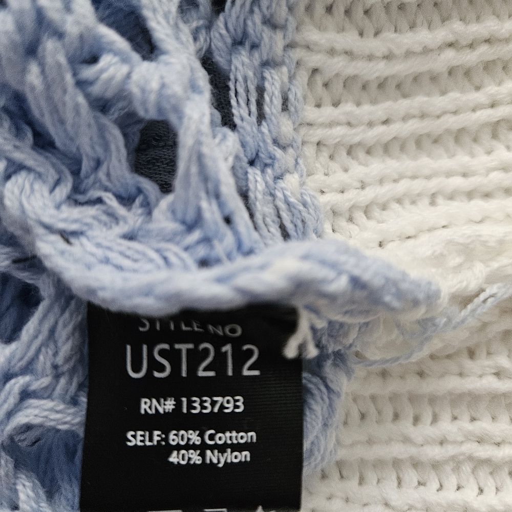 POL Blue and White Crochet Top - Picture 3 of 4